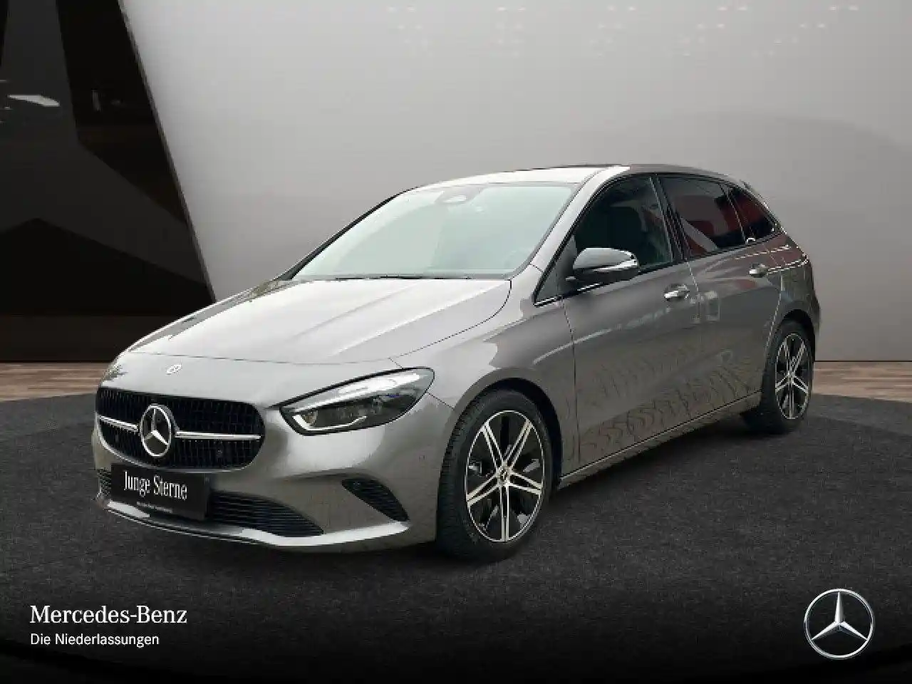 Mercedes-Benz B 220