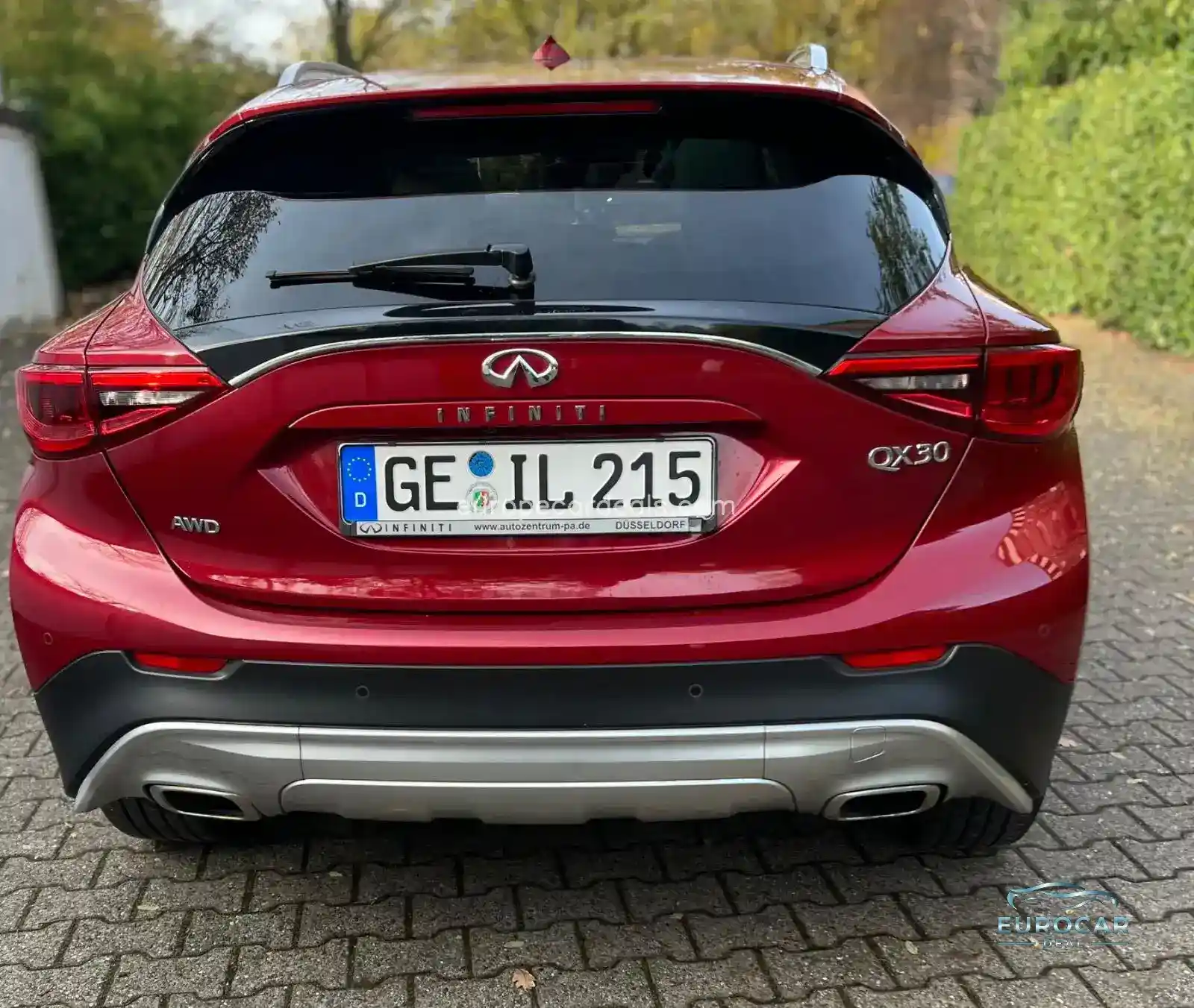 Infiniti QX30