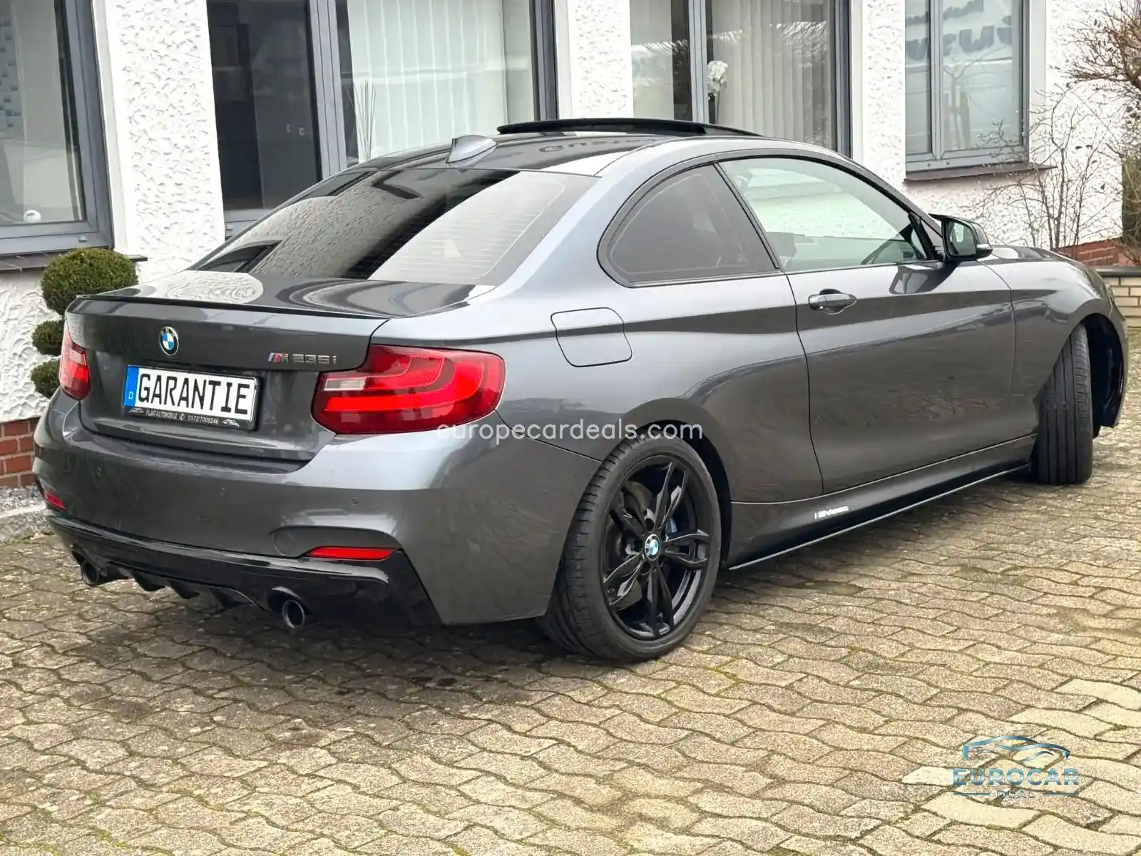 BMW M235