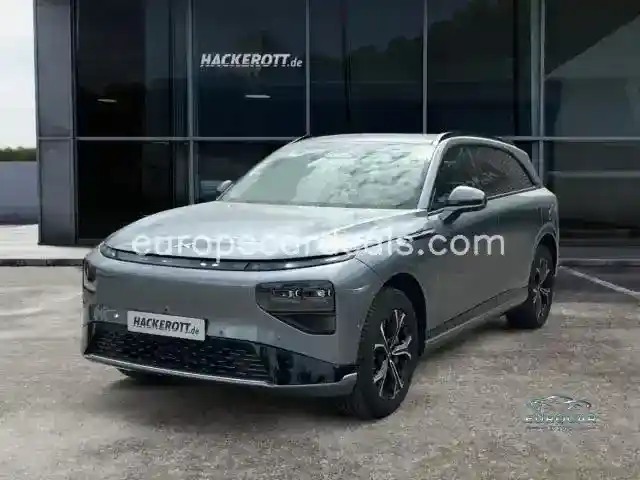 XPENG G9