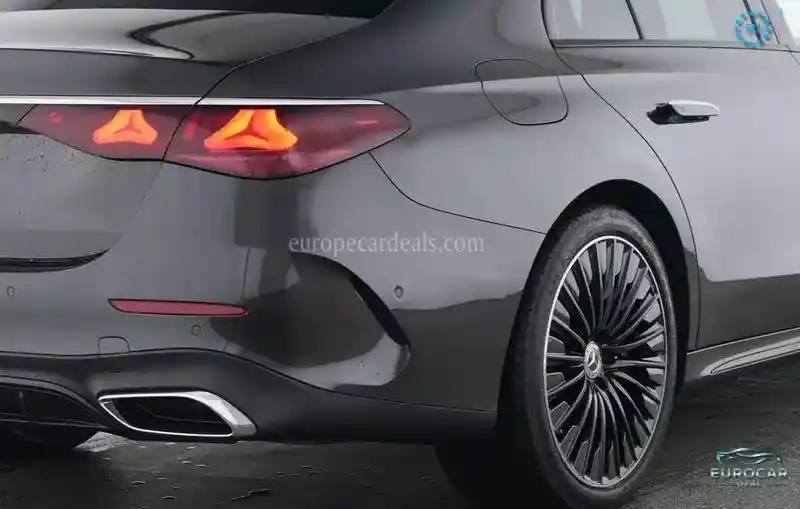 Mercedes-Benz E 300