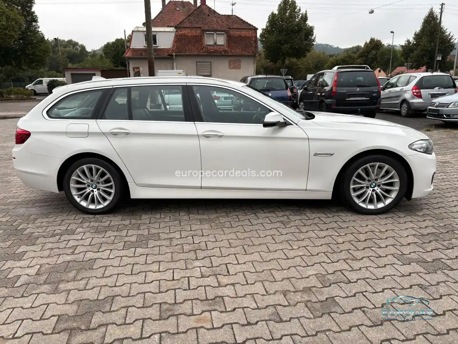 BMW 525