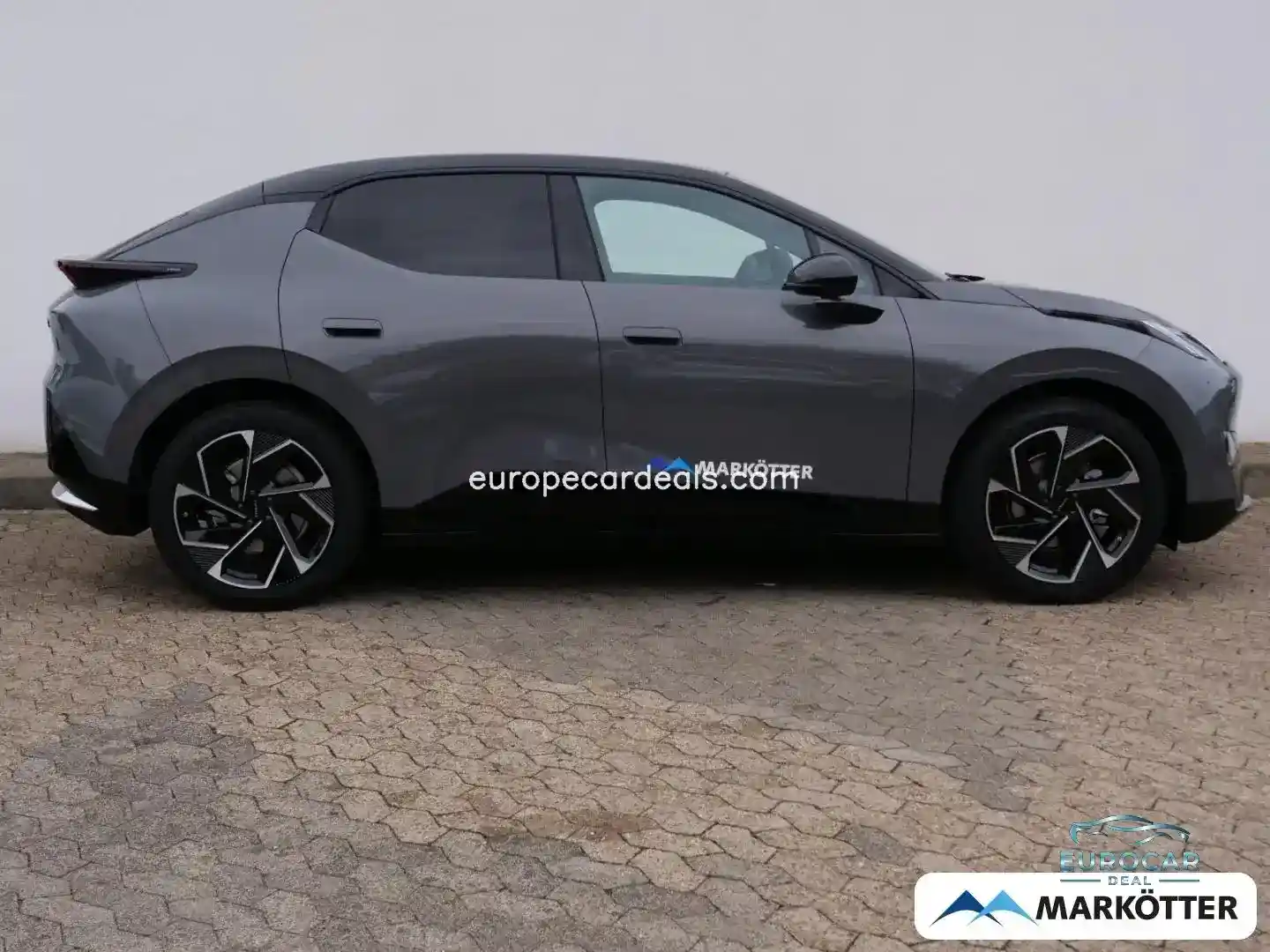 Lynk&Co 02