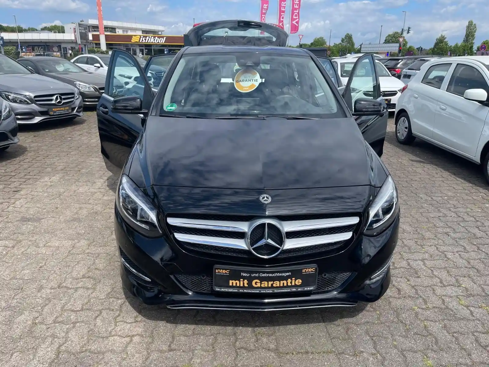 Mercedes-Benz B 200