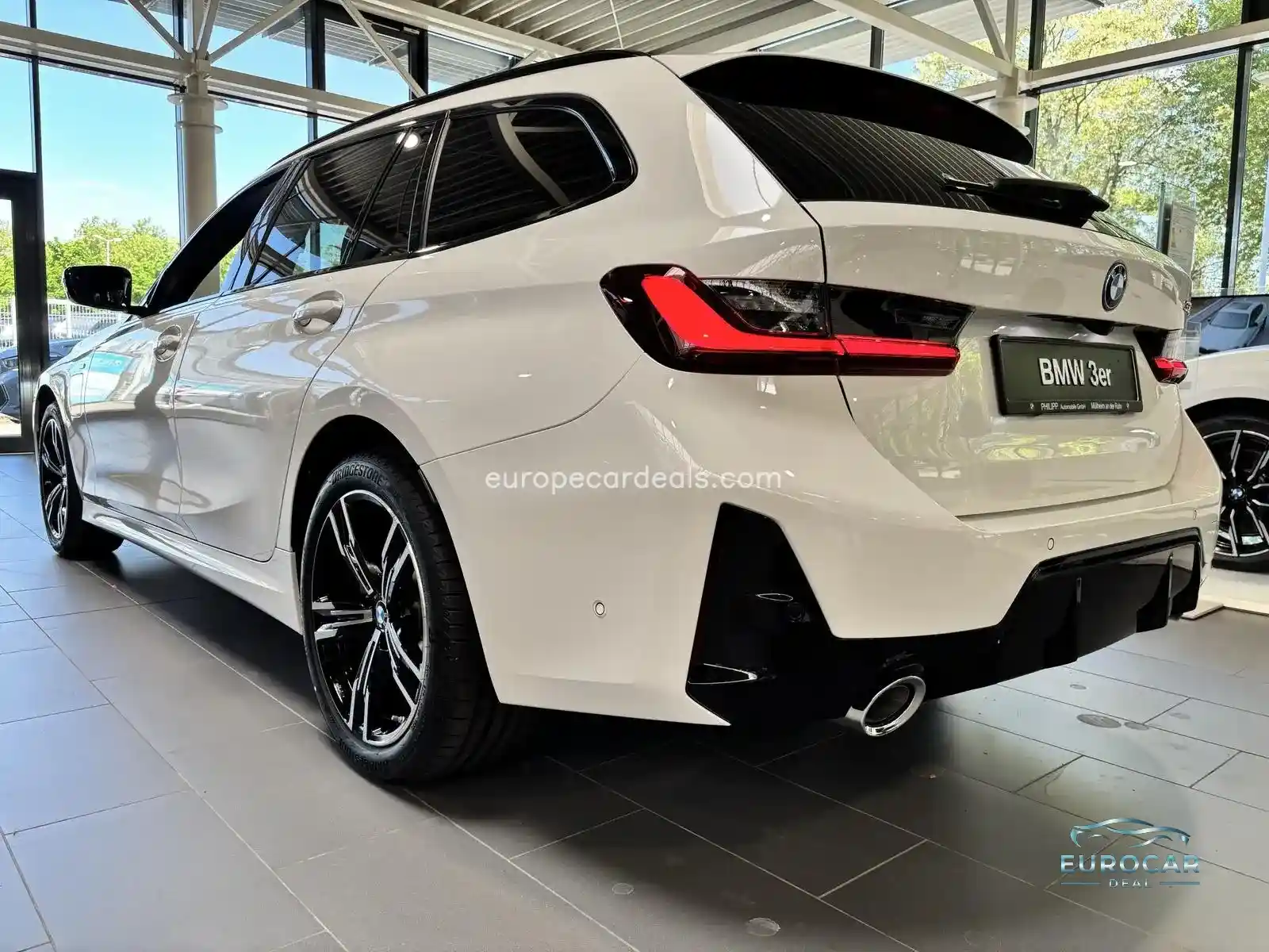 BMW 330
