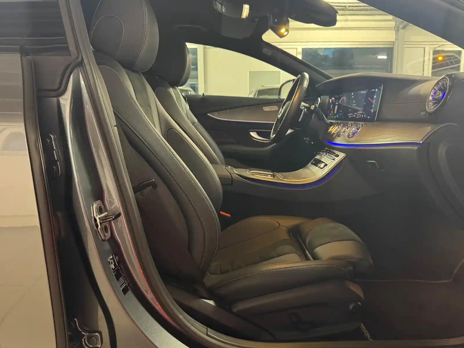 Mercedes-Benz CLS 300