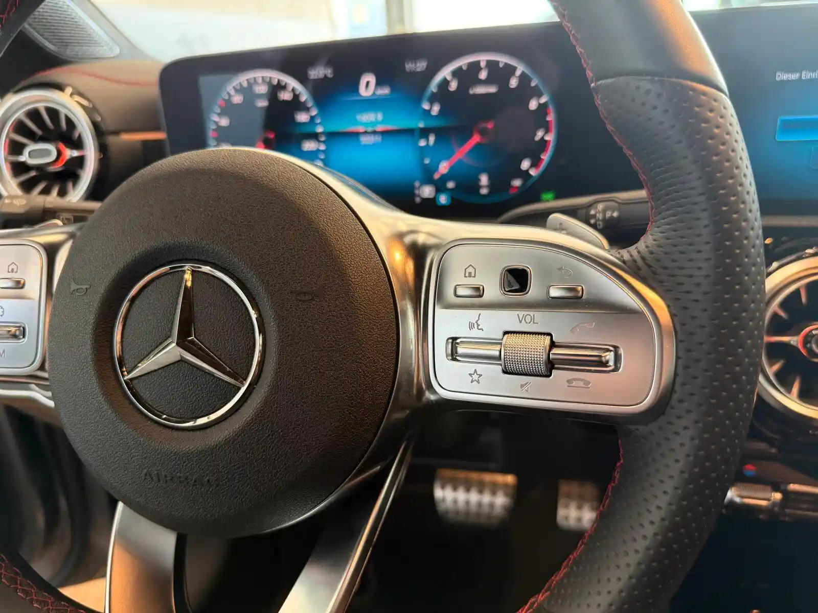 Mercedes-Benz CLA 200 Shooting Brake