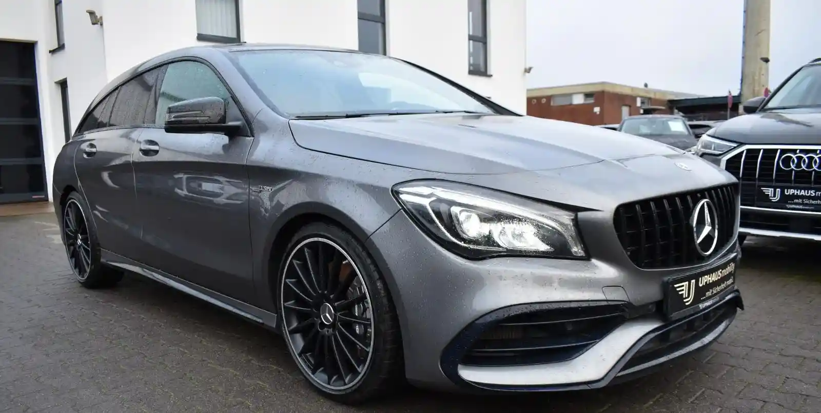 Mercedes-Benz CLA 45 AMG Shooting Brake
