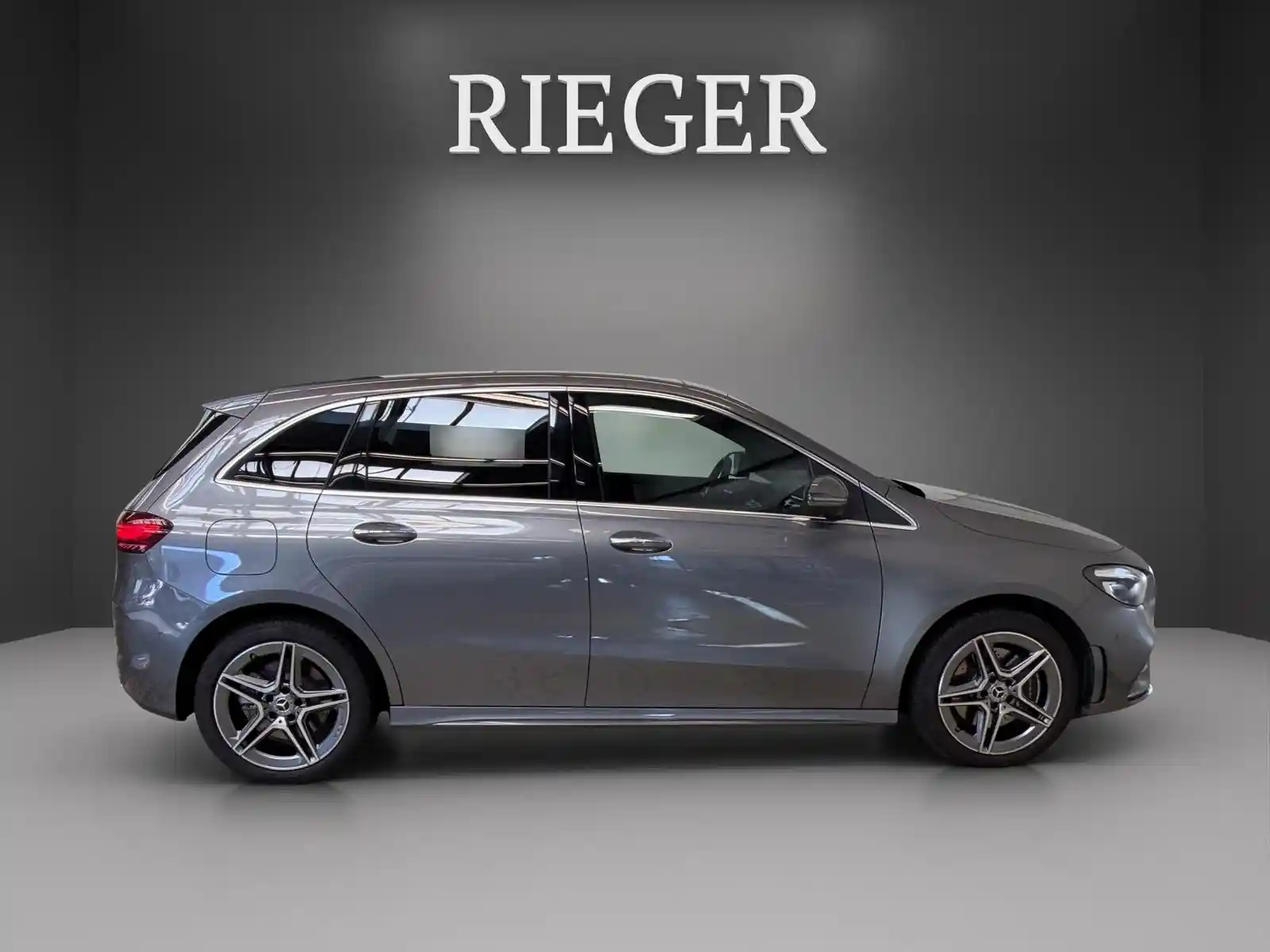 Mercedes-Benz B 250