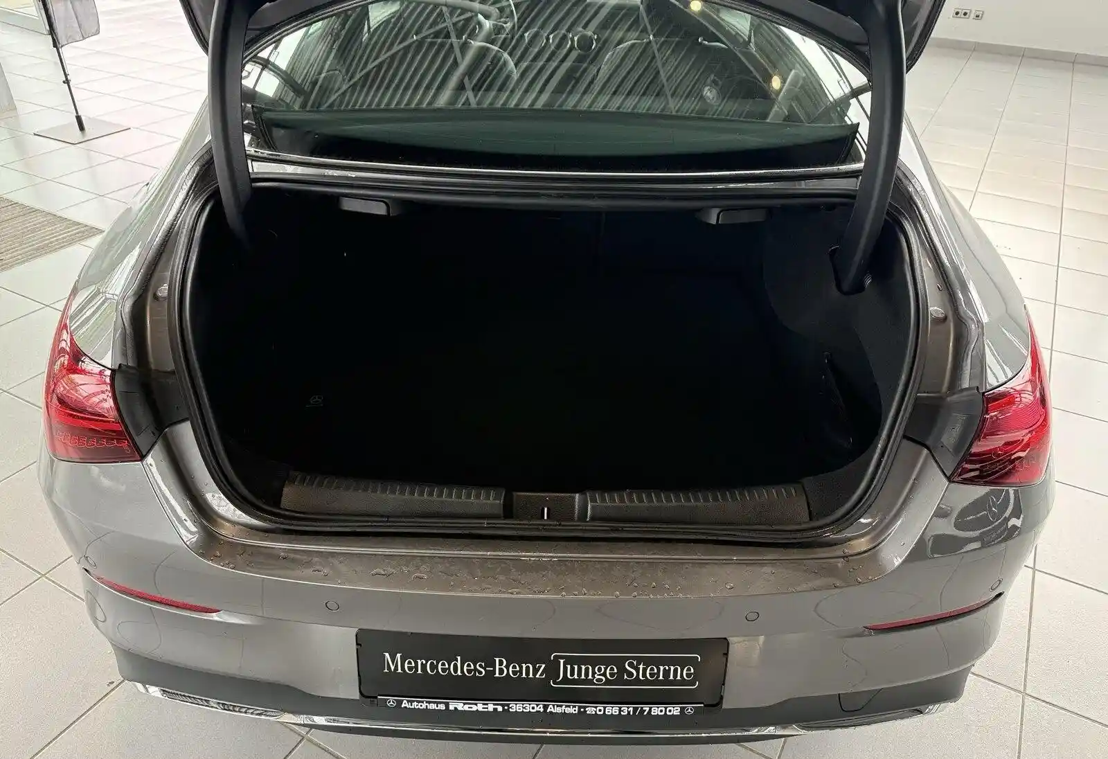 Mercedes-Benz CLA 200