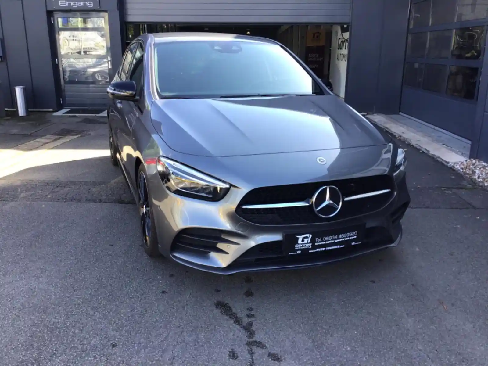 Mercedes-Benz B 200