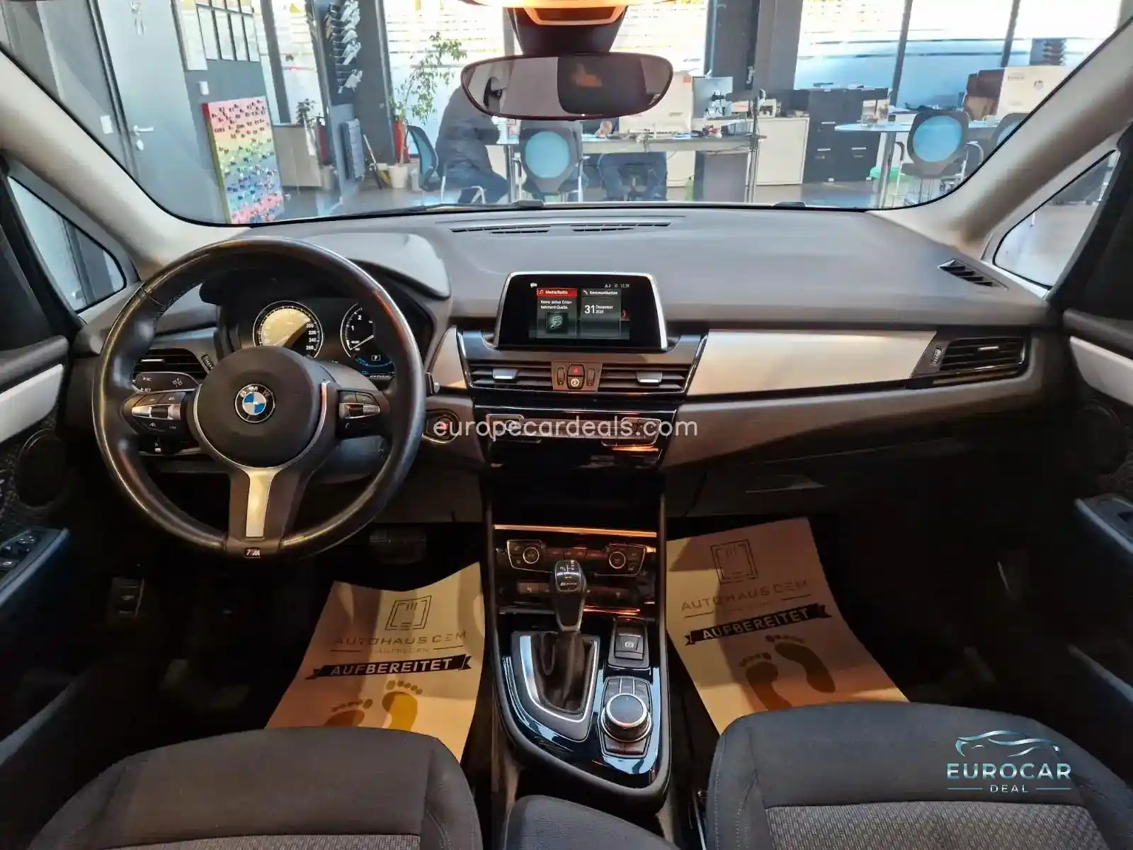 BMW 225