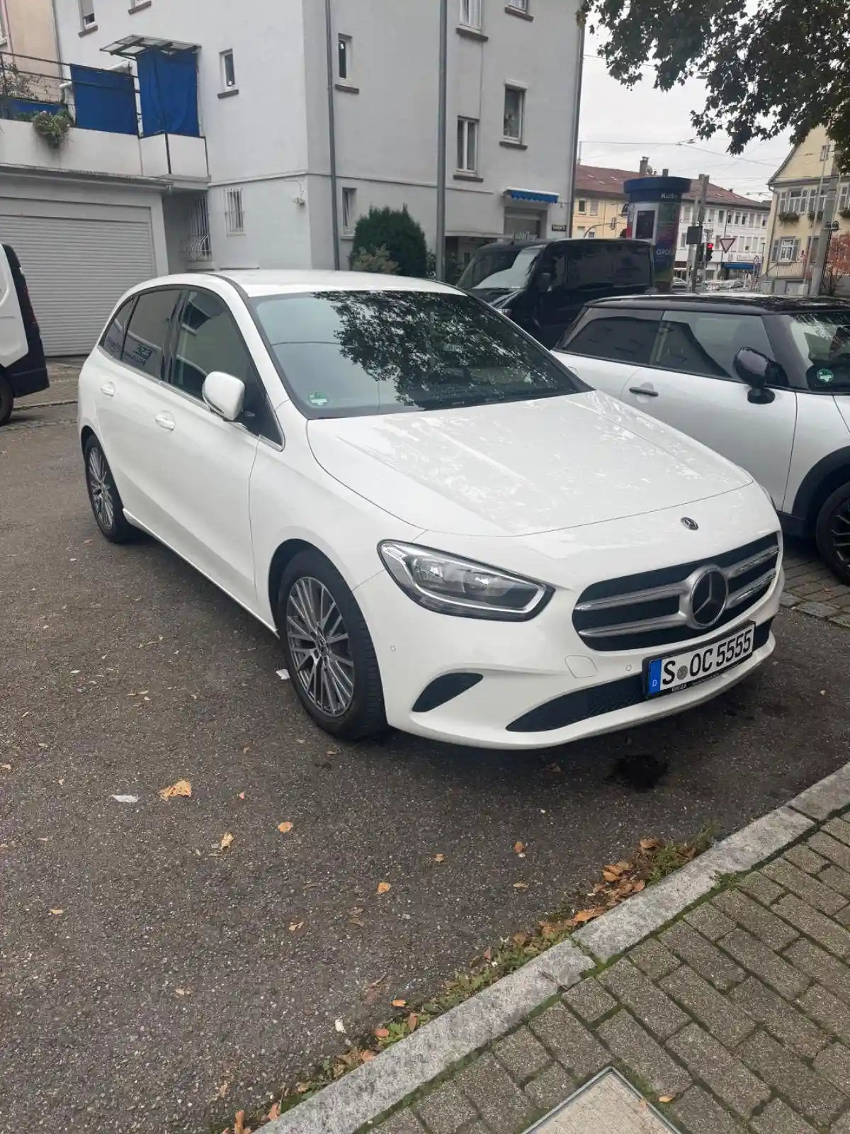 Mercedes-Benz B 200