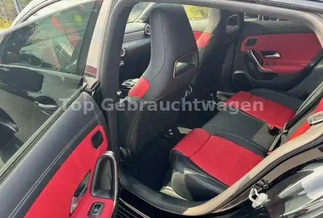 Mercedes-Benz CLA 200 Shooting Brake