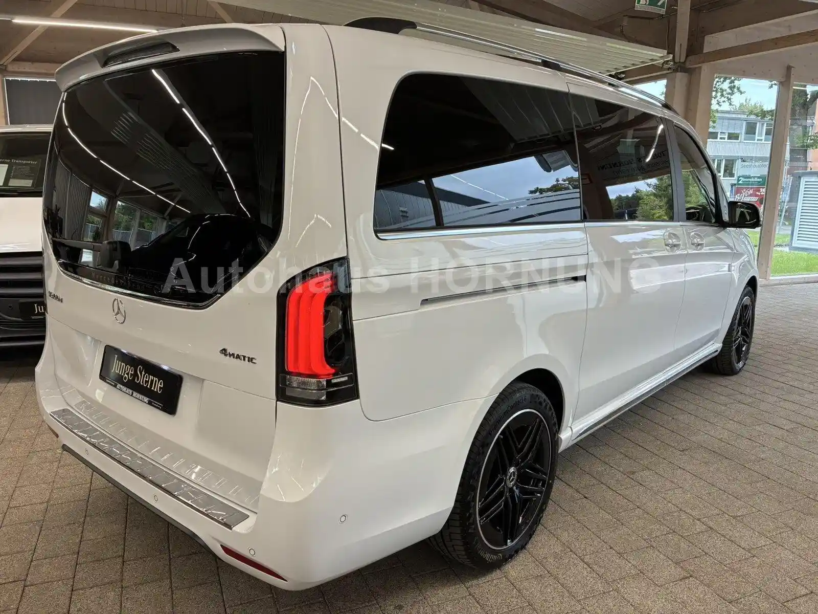 Mercedes-Benz V 300
