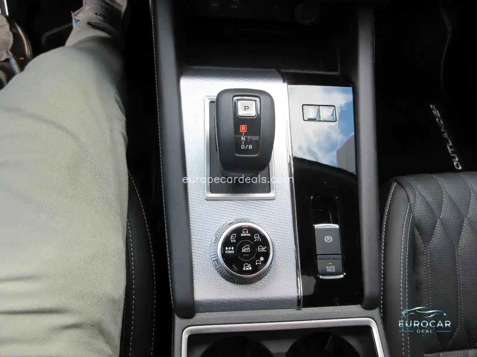 Mitsubishi Plug-in Hybrid Outlander