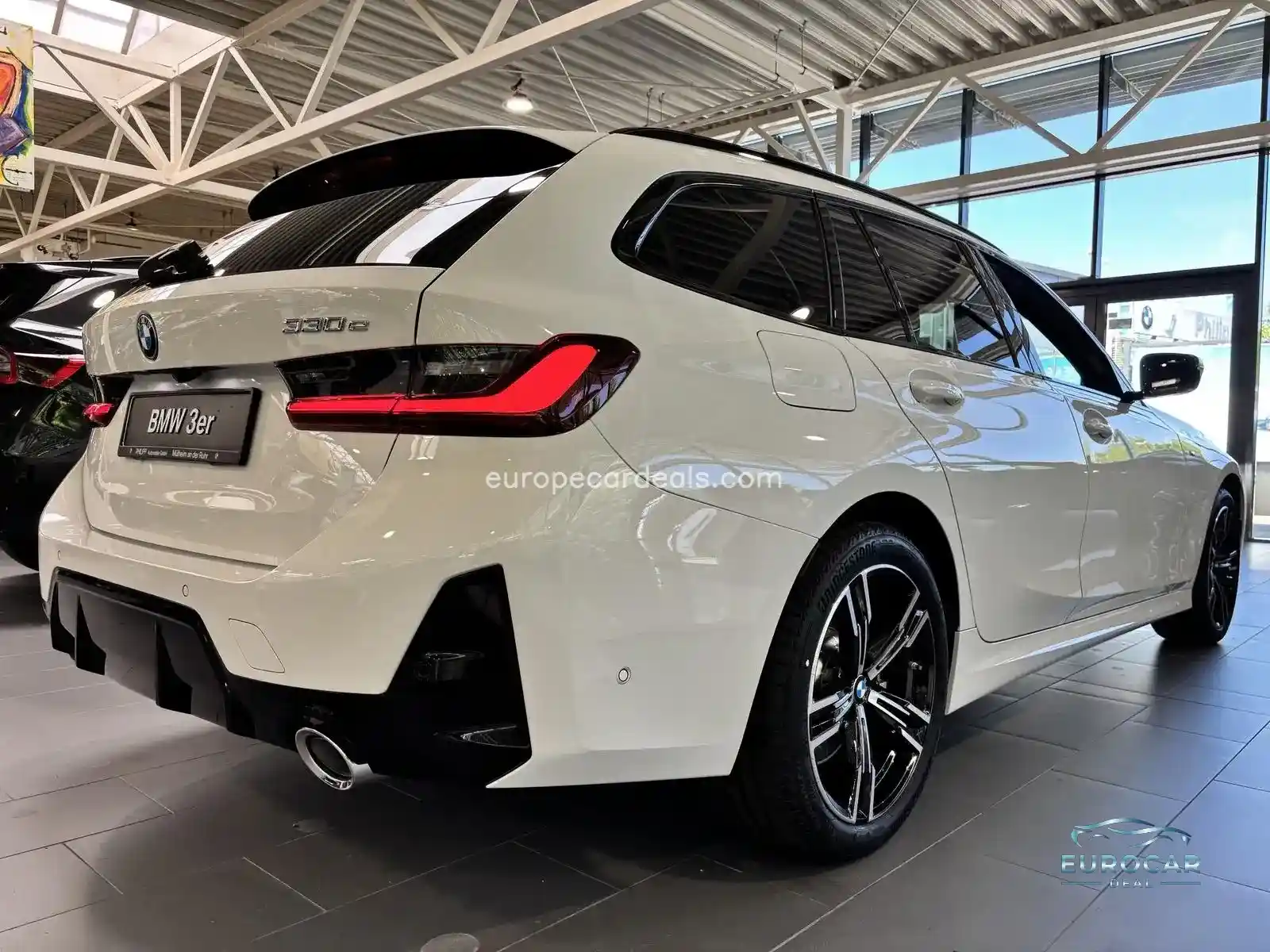 BMW 330