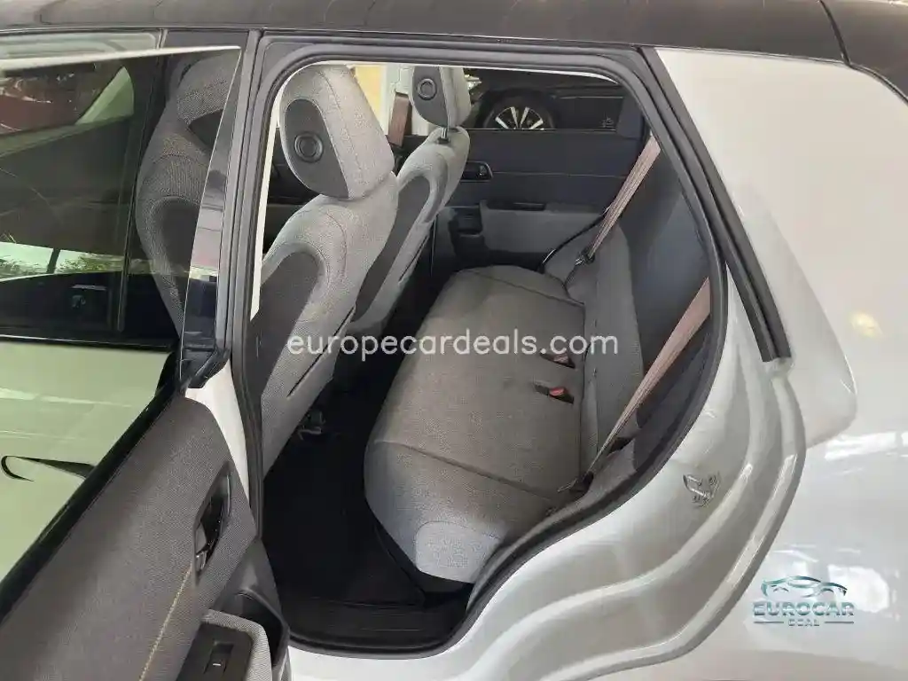 Honda e