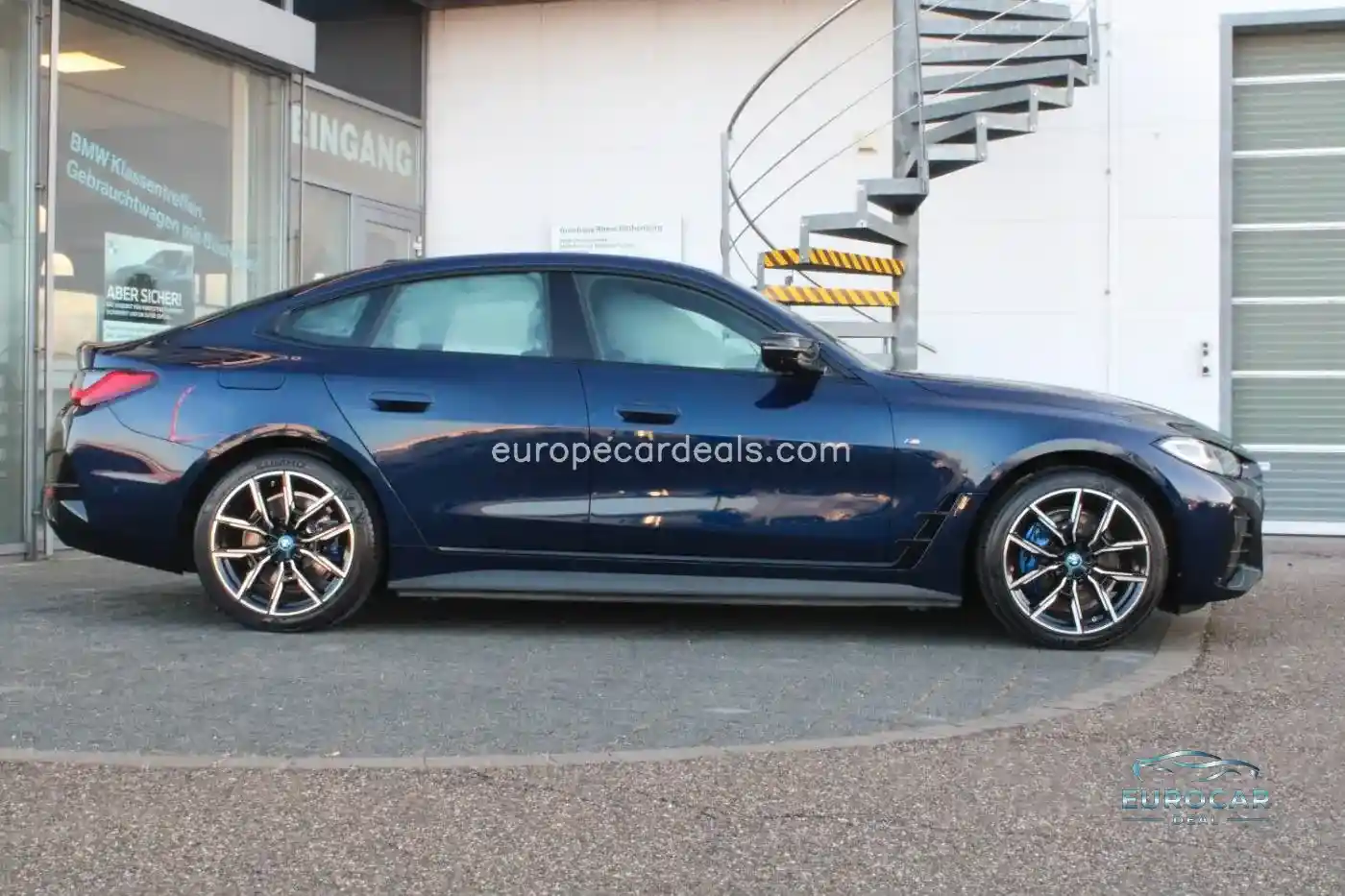 BMW i4