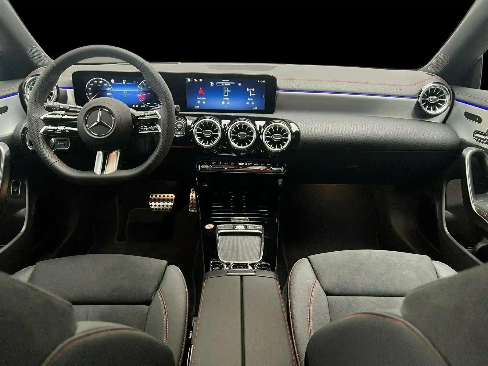 Mercedes-Benz CLA 180 Shooting Brake