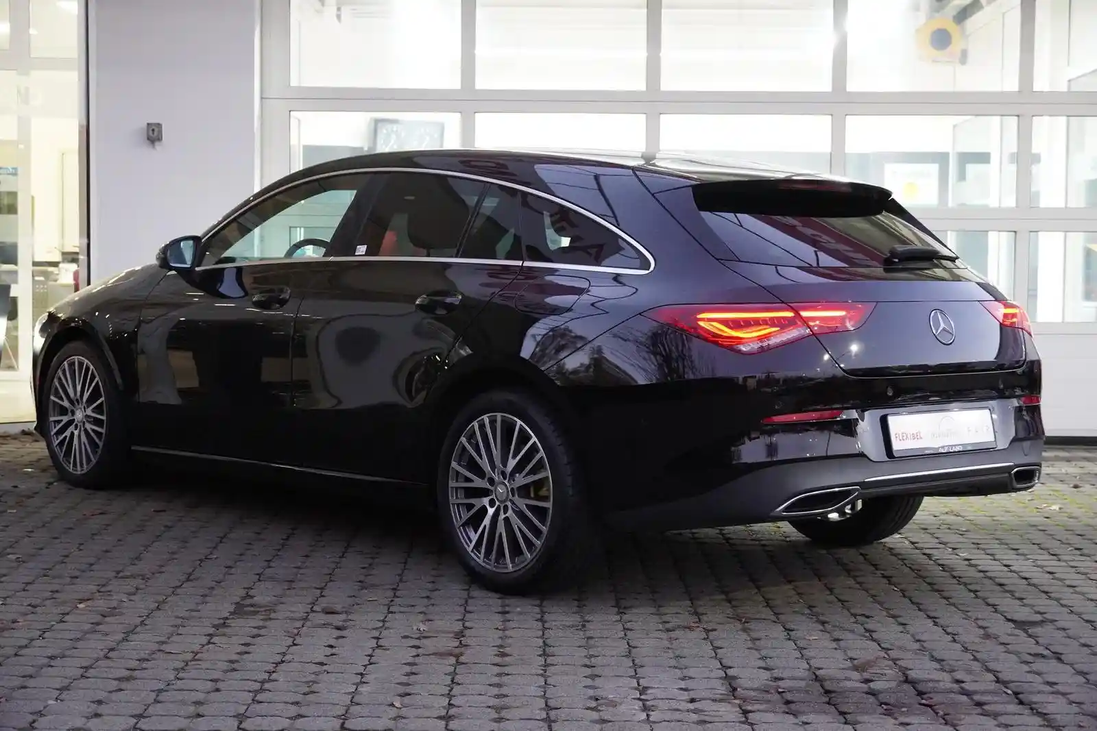 Mercedes-Benz CLA 180