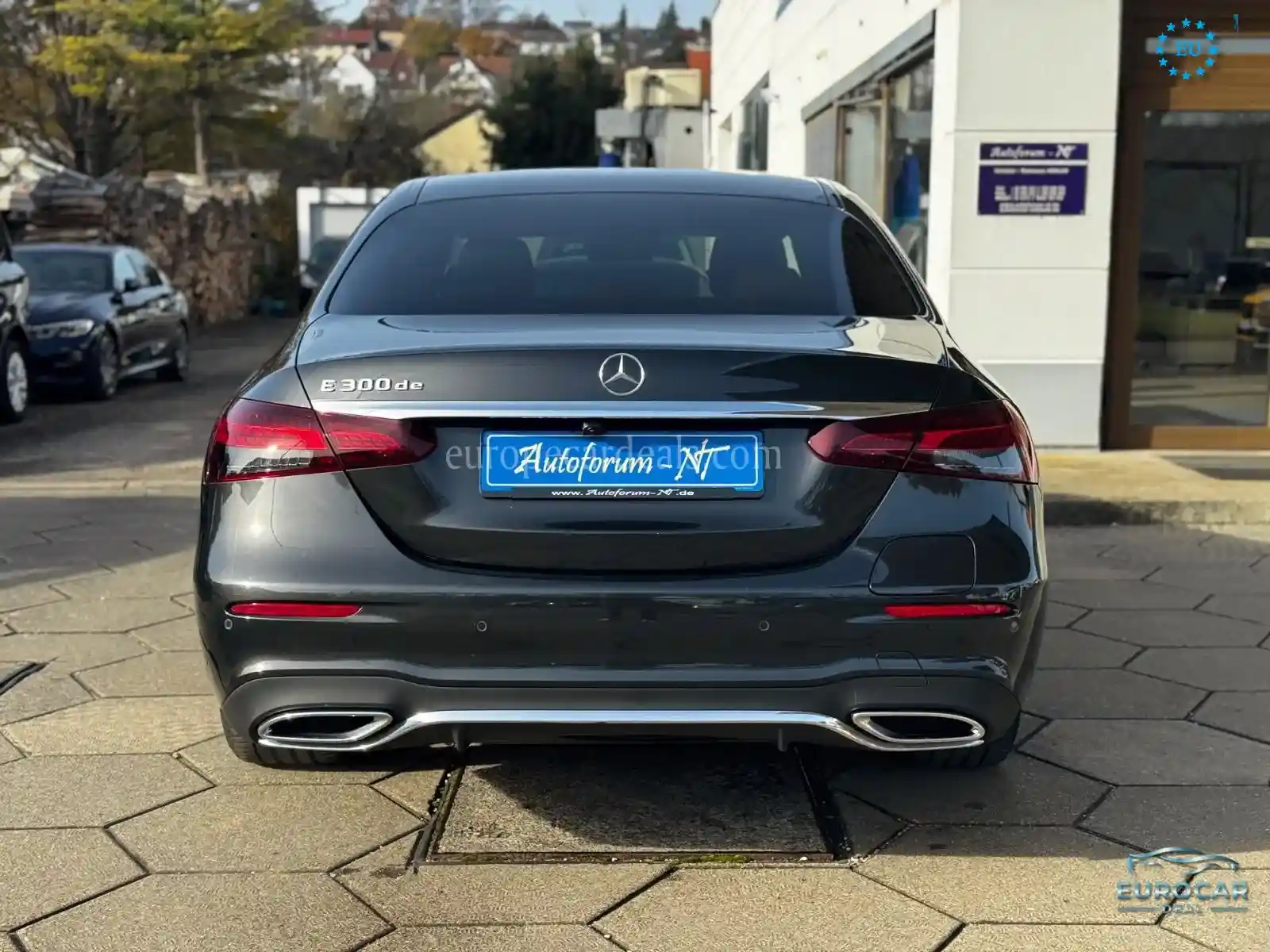 Mercedes-Benz E 300