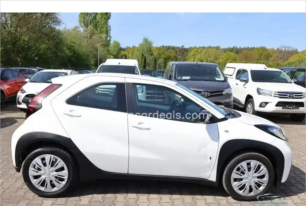 Toyota Aygo (X)