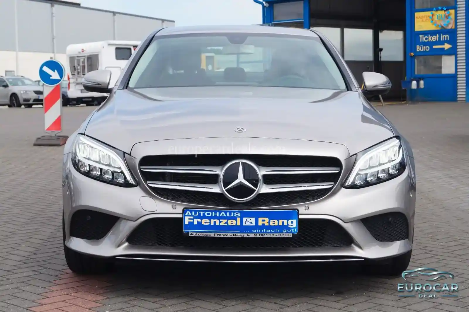 Mercedes-Benz C 180