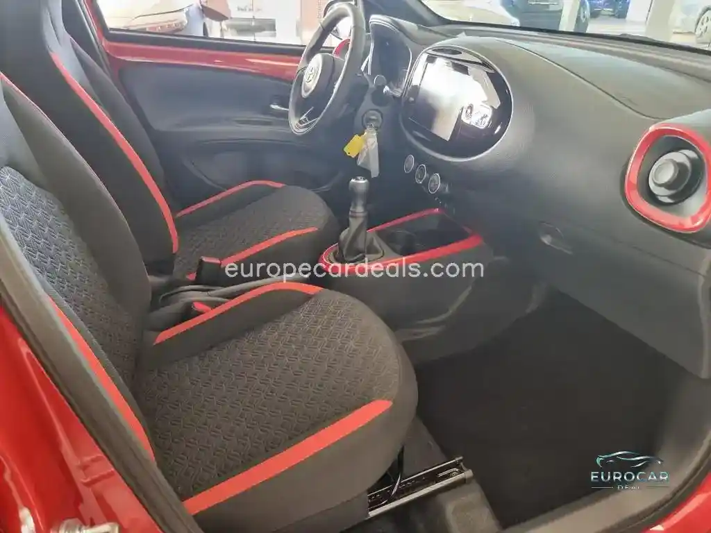 Toyota Aygo (X)