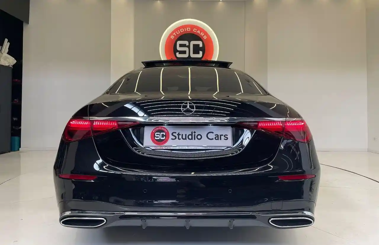 Mercedes-Benz S 400