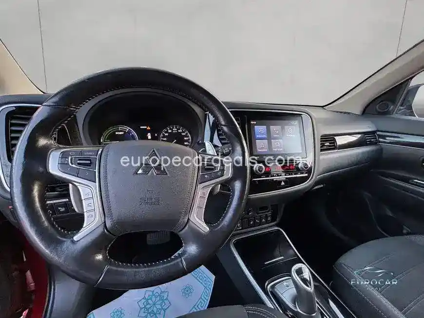 Mitsubishi Plug-in Hybrid Outlander