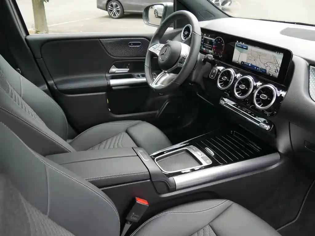 Mercedes-Benz B 250