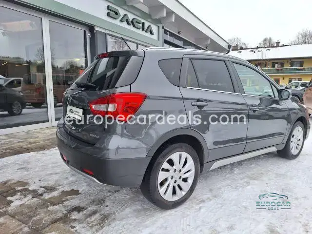 Suzuki (SX4) S-Cross