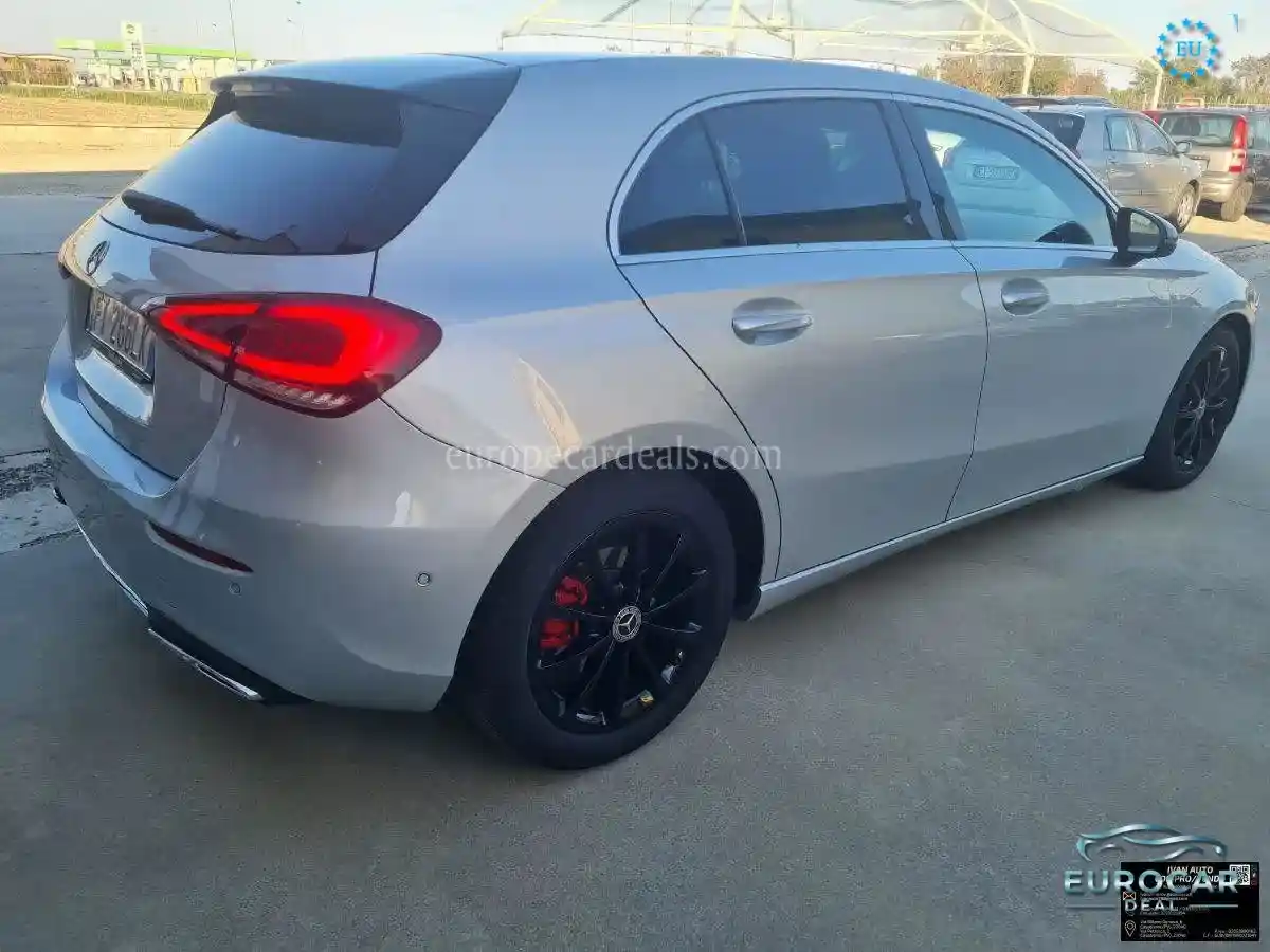 Mercedes-Benz A 180