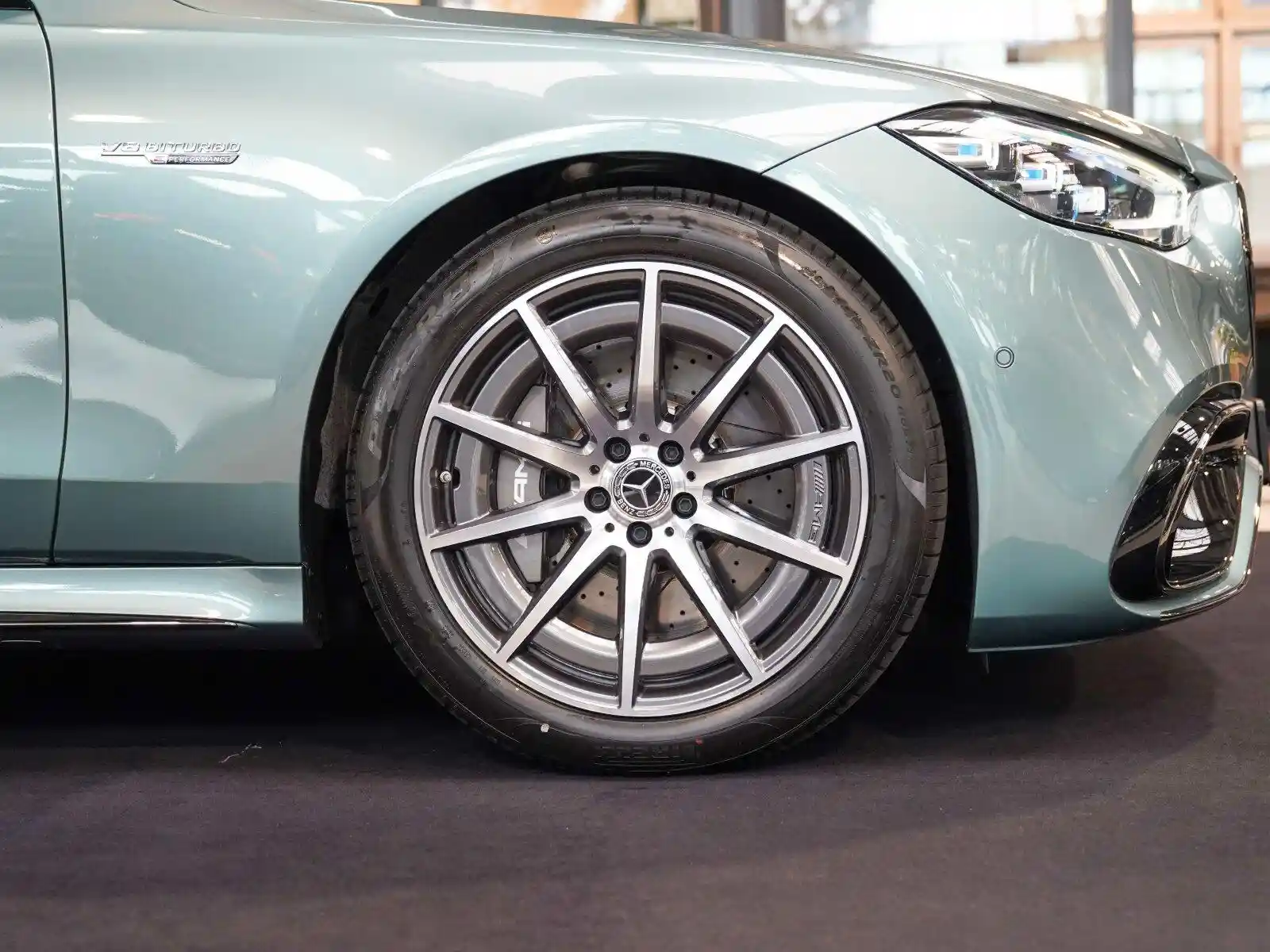 Mercedes-Benz S 63 AMG
