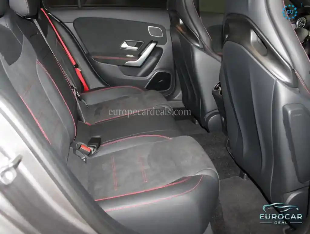 Mercedes-Benz A 45 AMG