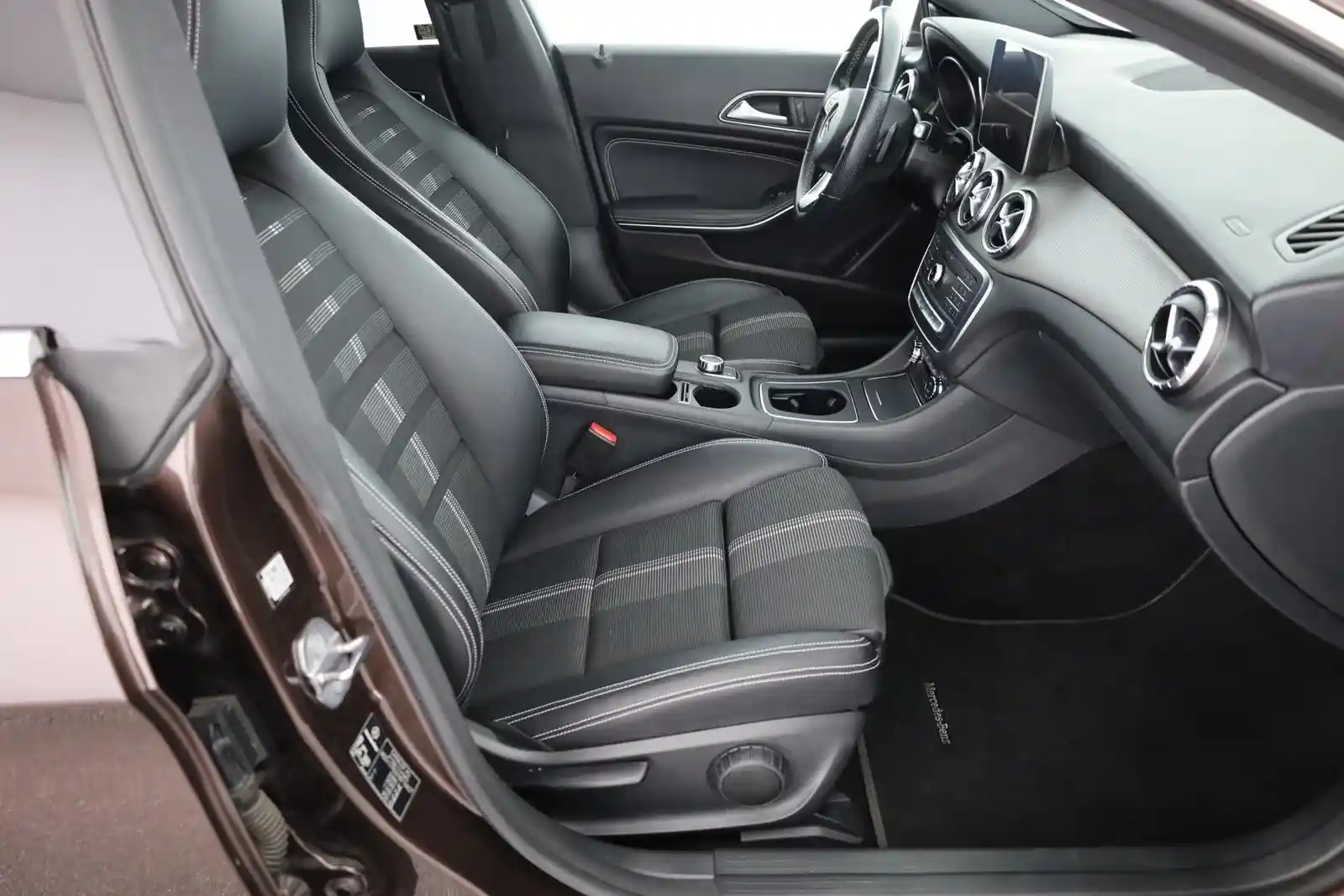 Mercedes-Benz CLA 220 Shooting Brake