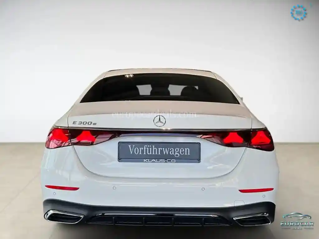 Mercedes-Benz E 300