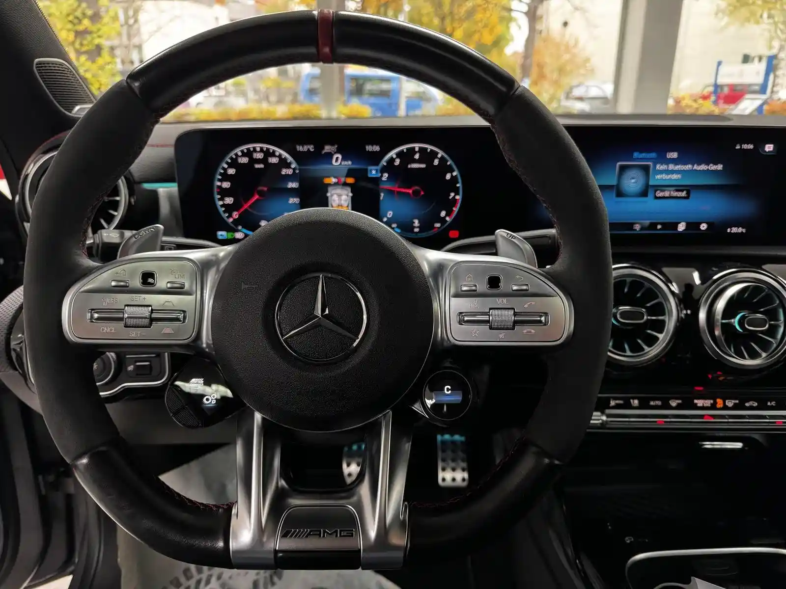 Mercedes-Benz CLA 45 AMG Shooting Brake