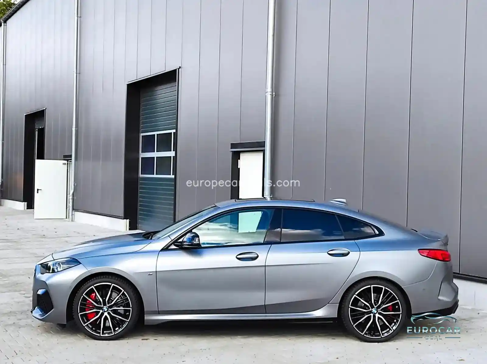 BMW M235