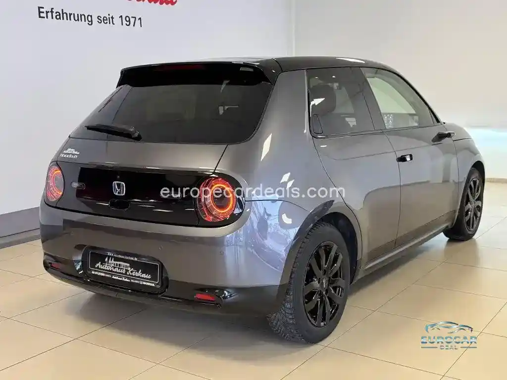 Honda e