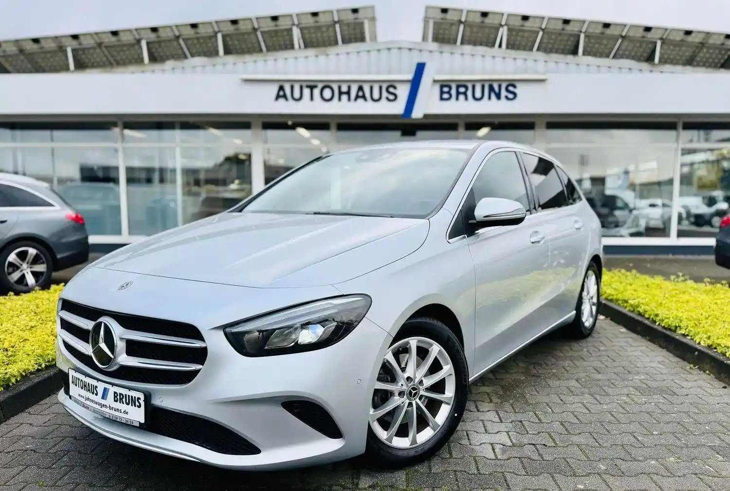 Mercedes-Benz B 200