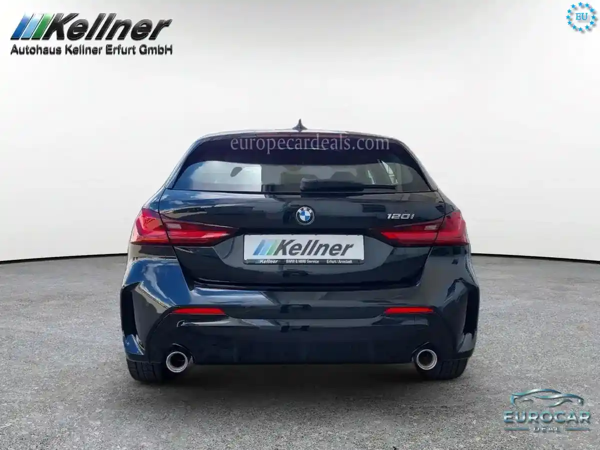 BMW 120