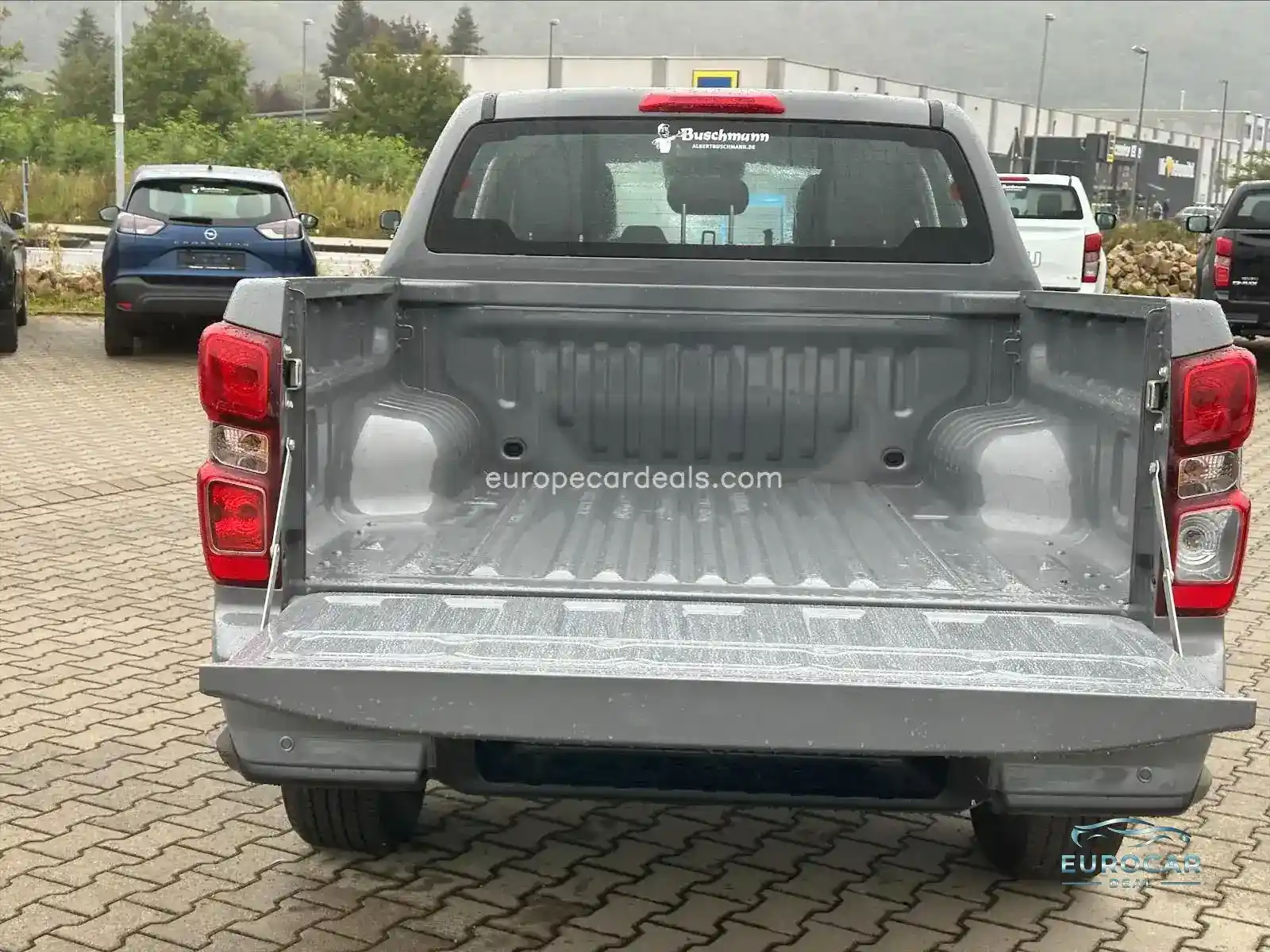 D-MAX 4×4 LS A/T DoubleCab