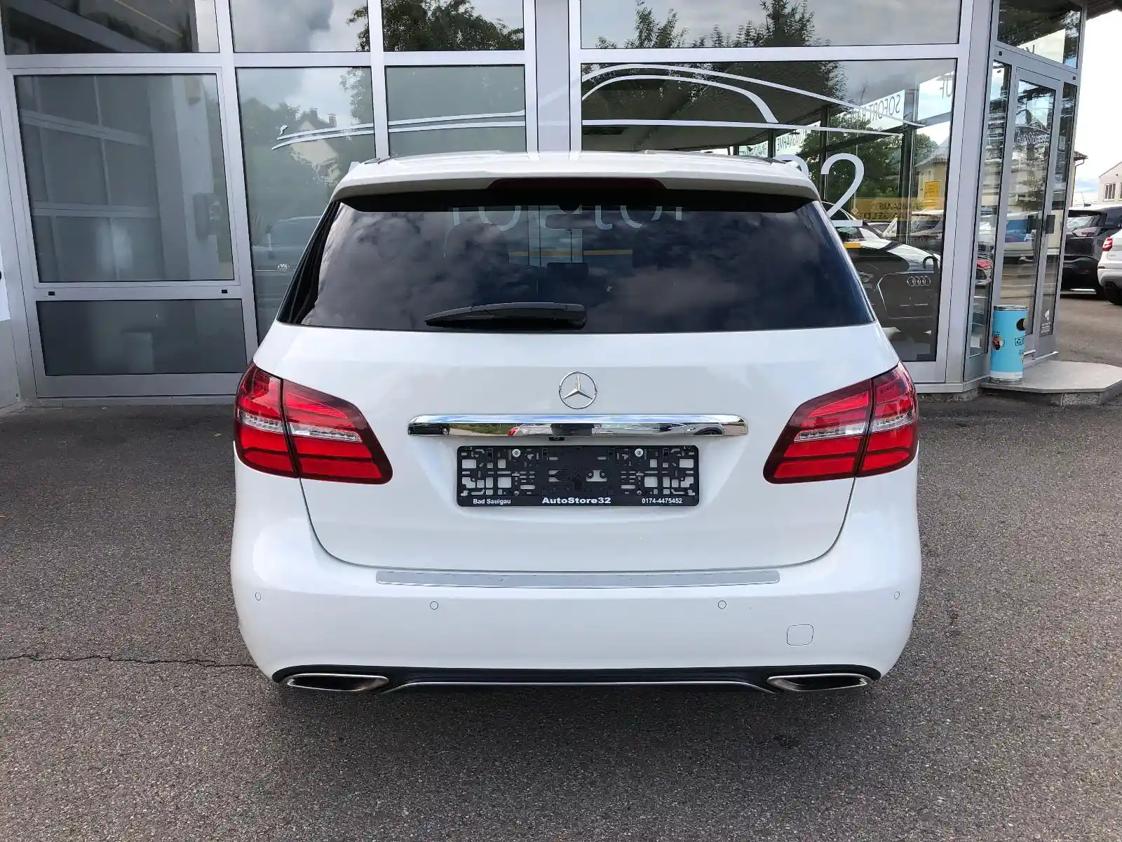 Mercedes-Benz B 200