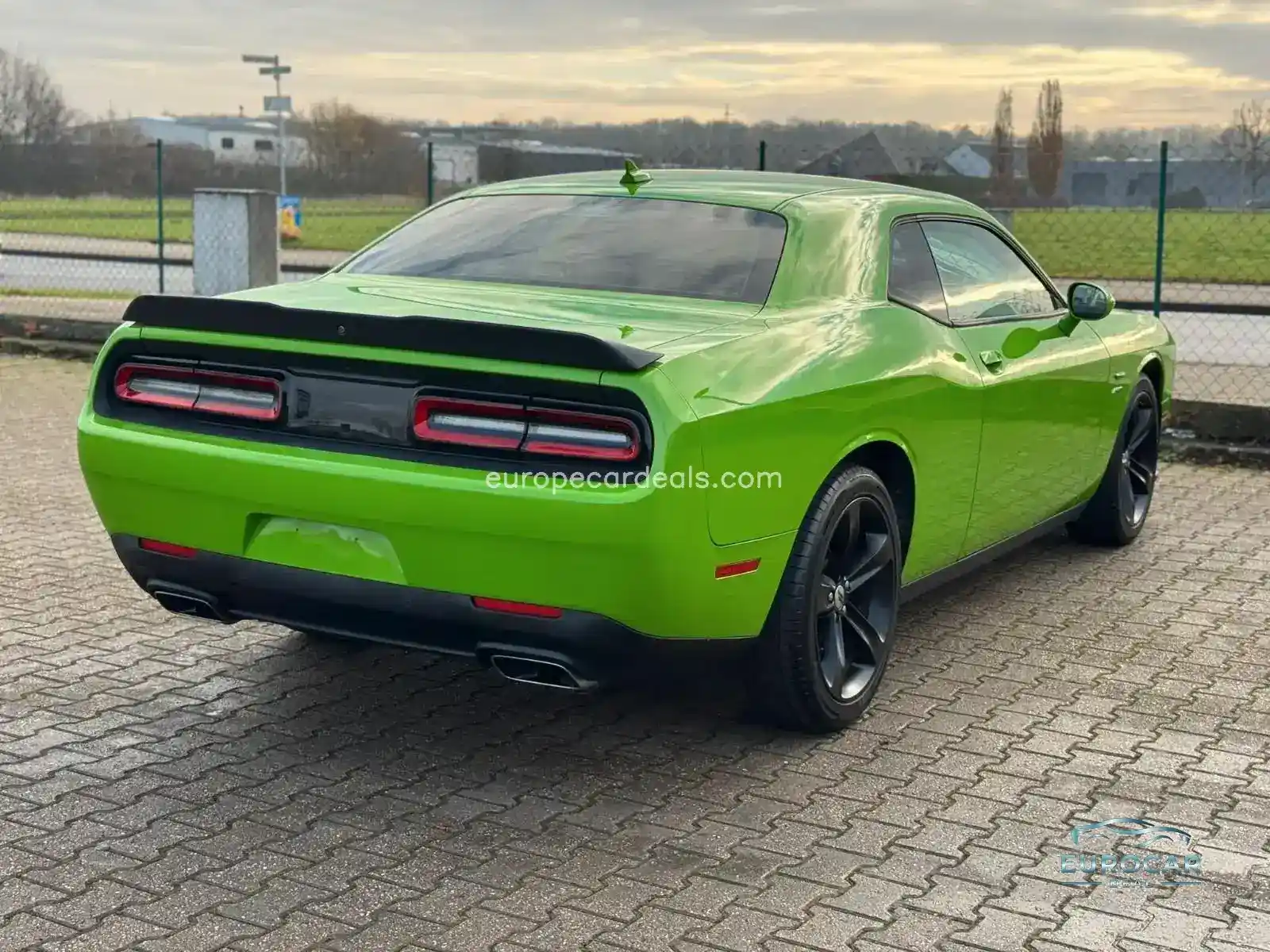 Dodge Challenger