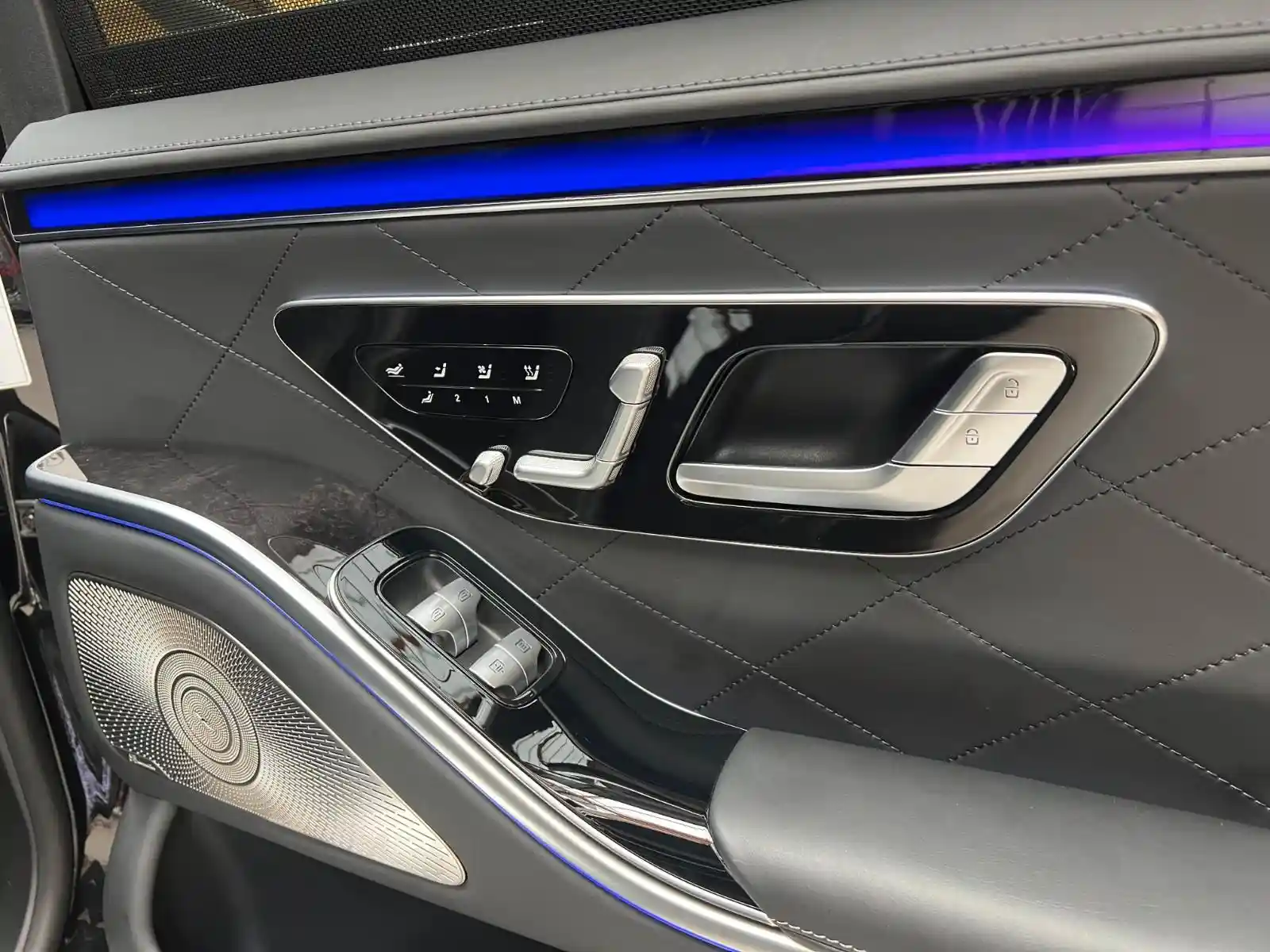 Mercedes-Benz S 400