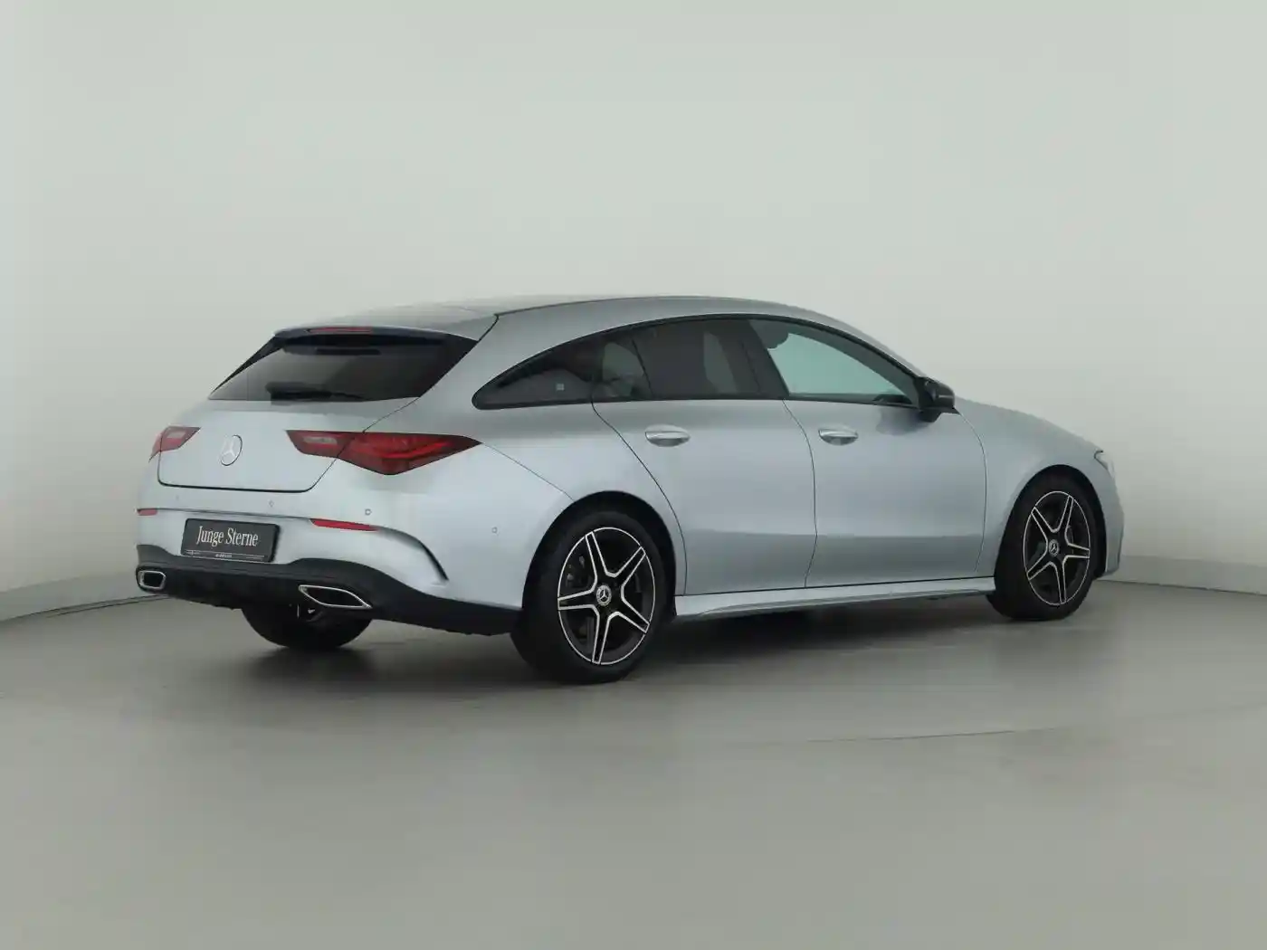 Mercedes-Benz CLA 200 Shooting Brake