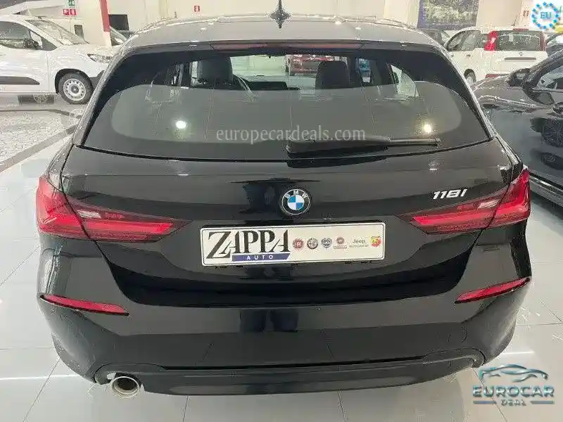 BMW 118