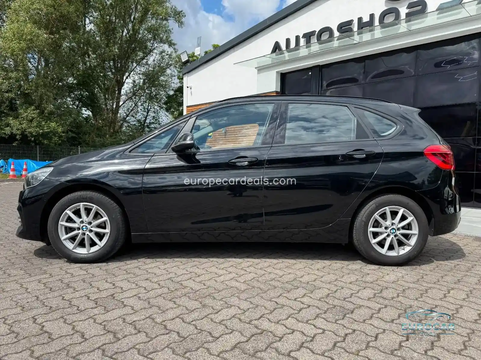 BMW 218